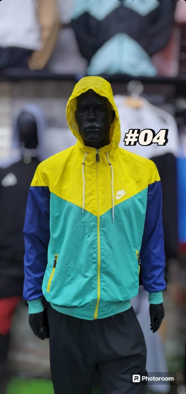NK Tricolor - Imagen 5