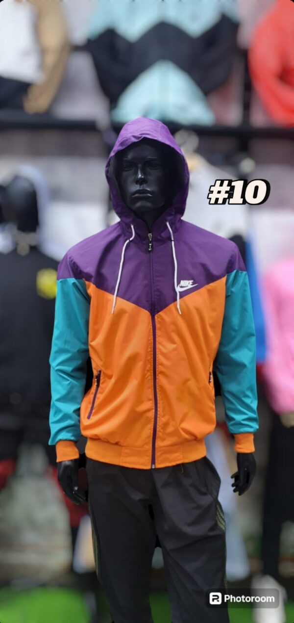 NK Tricolor - Imagen 11