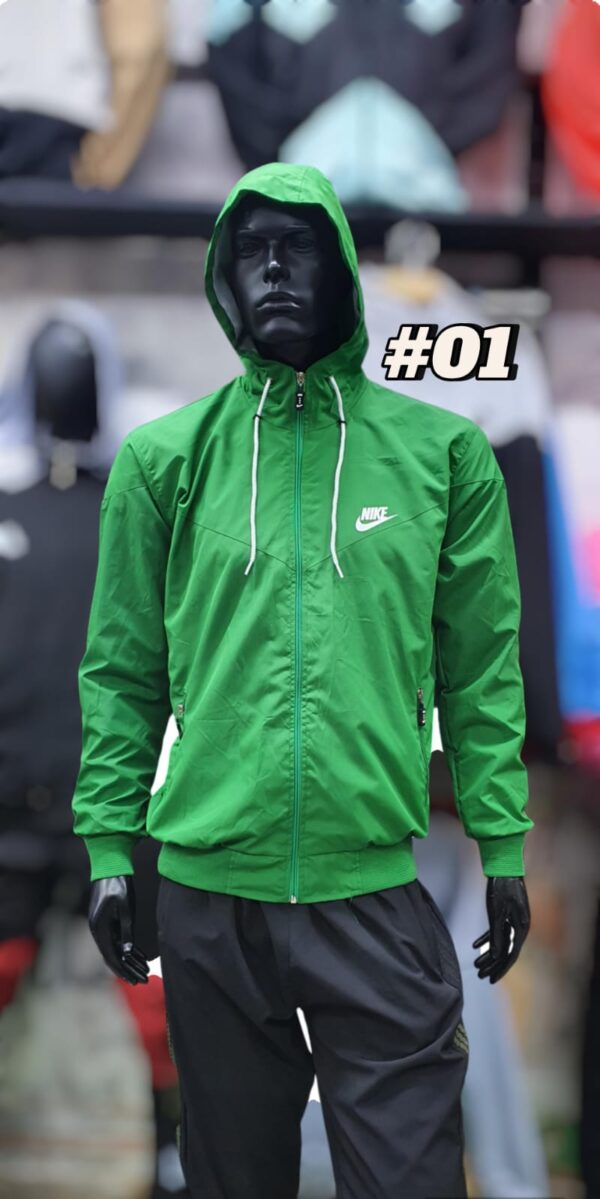 NK Tricolor - Imagen 2