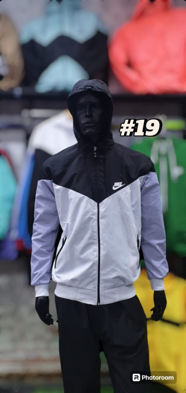 NK Tricolor - Imagen 20